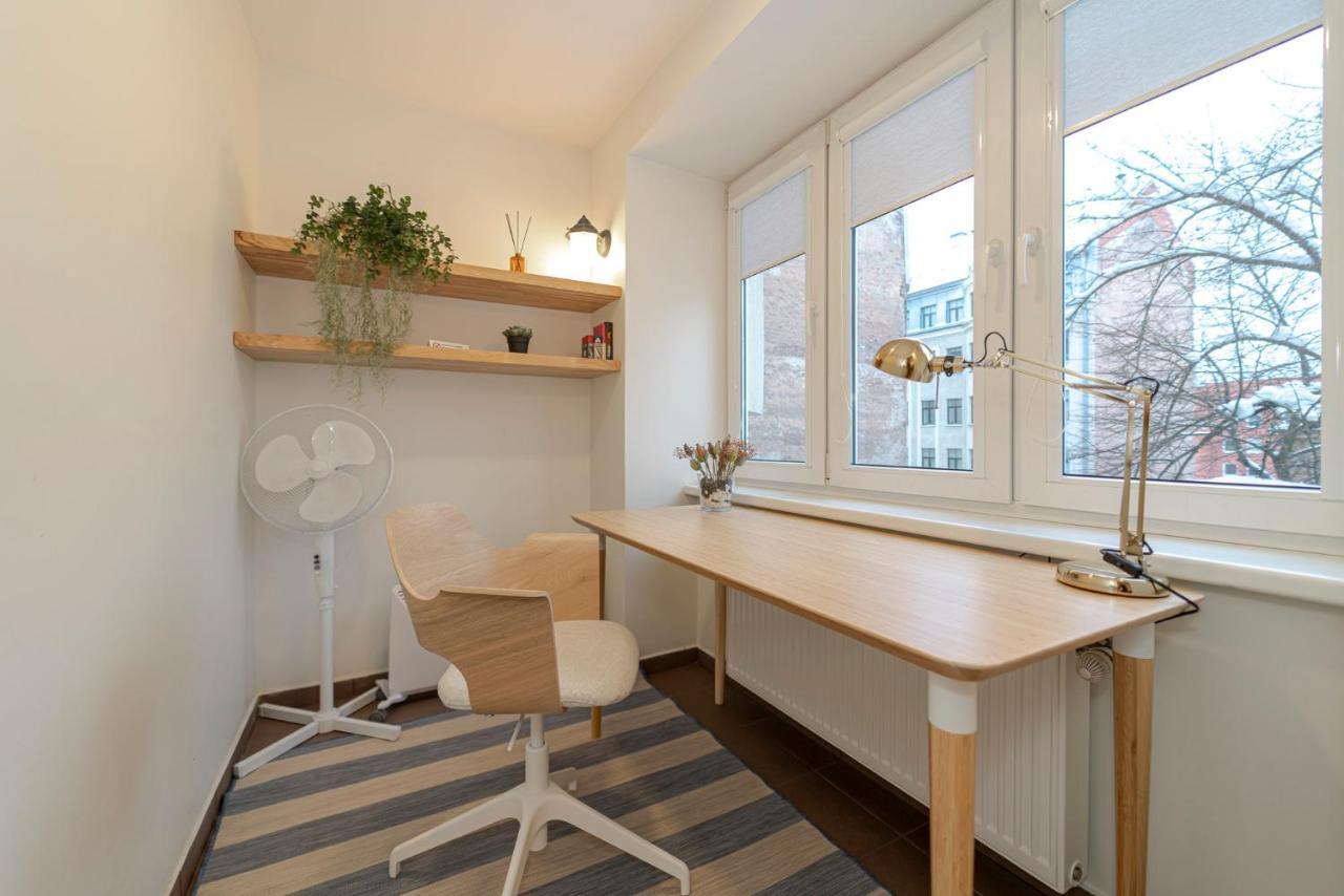 Apartment Harmony - Residences Of Pulkveza Brieza Street Next To Silent Center *